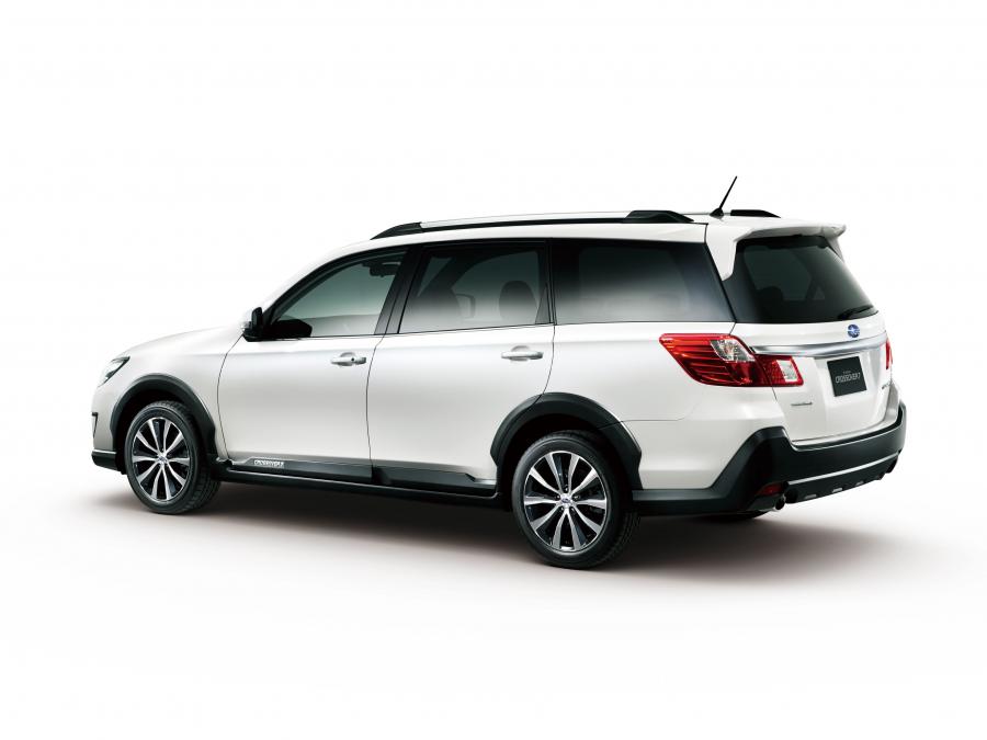  Subaru Exiga Crossover 7 2015 года  (фото 5 из 11)